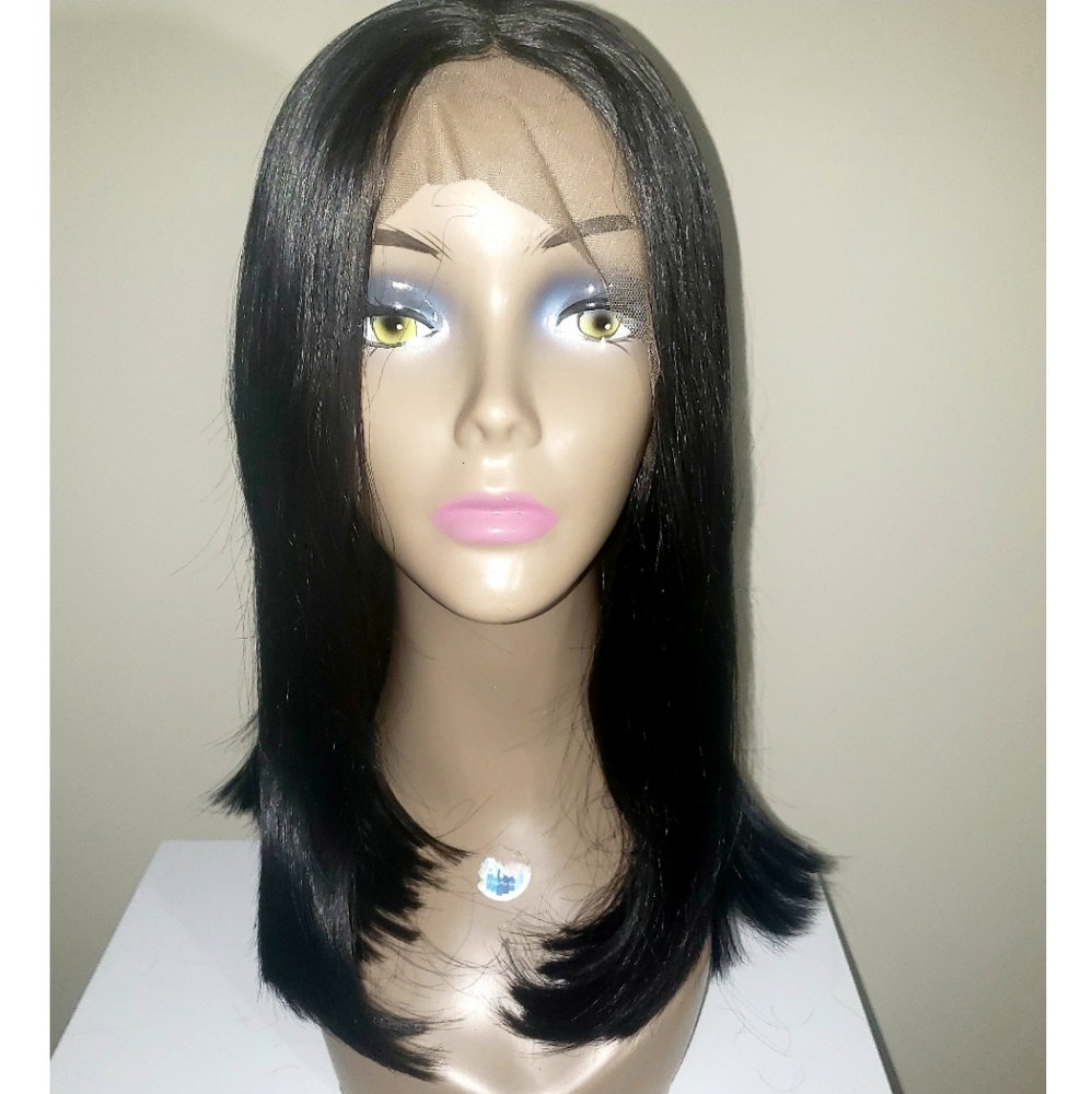 13×3in BOB STYLE SYNTHETIC LACE FRONT WIG